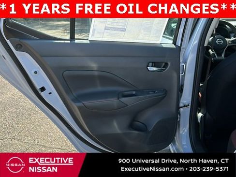 New 2025 Nissan Versa SR w/ Trunk Package image 20