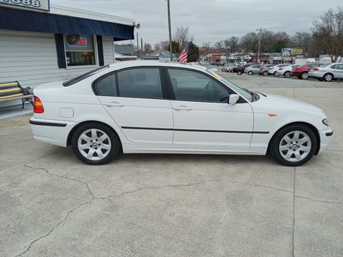 Used 2003 BMW 325i Sedan image 4