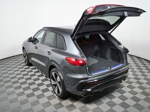 New 2026 Audi SQ5 Prestige AWD/4WD image 30