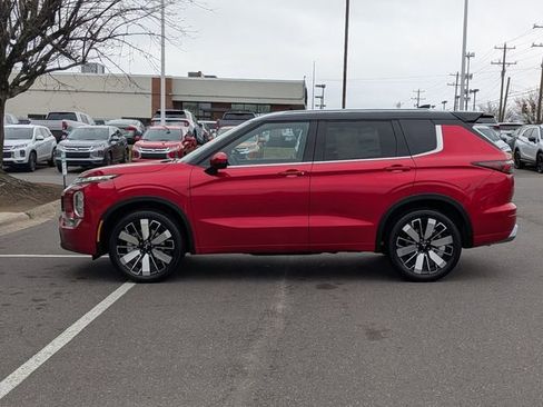 New 2026 Mitsubishi Outlander SEL image 6