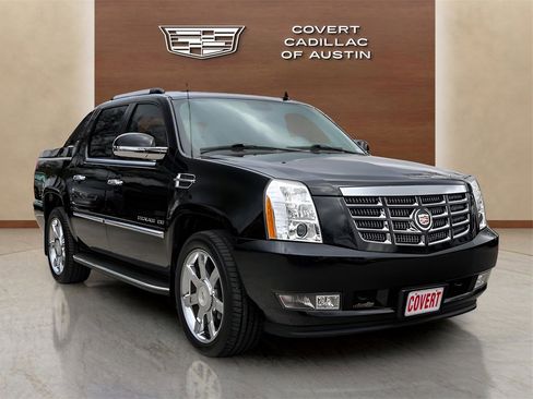 Used 2011 Cadillac Escalade EXT Luxury image 6