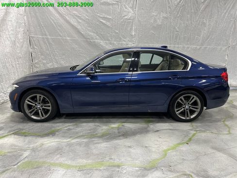 Used 2017 BMW 330i xDrive Sedan image 13