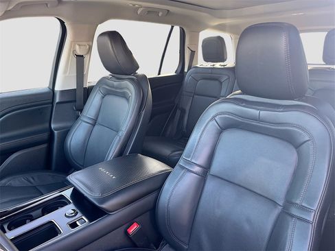 Used 2025 Lincoln Aviator Reserve w/ Jet Appearance Package image 22