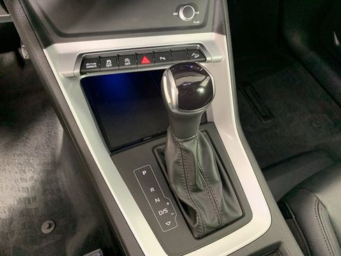 Used 2022 Audi Q3 2.0T Premium Plus image 25