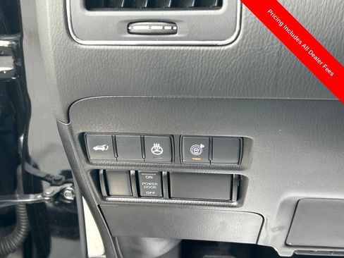 Used 2023 Nissan Armada Platinum w/ Captain's Chairs Package RWD image 7