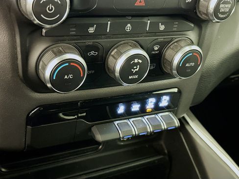 Used 2020 RAM 1500 Big Horn image 23