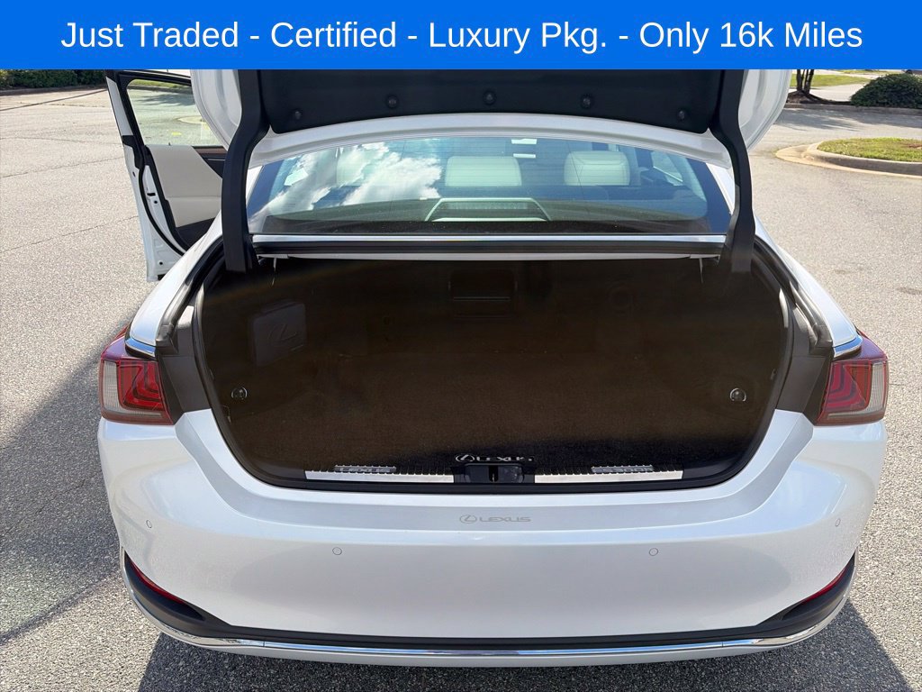 Certified 2025 Lexus ES 300h w/ Technology Package FWD image 13