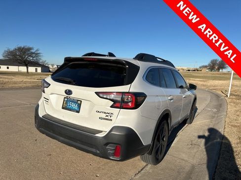 Used 2021 Subaru Outback Onyx Edition XT w/ Popular Package #2 image 3