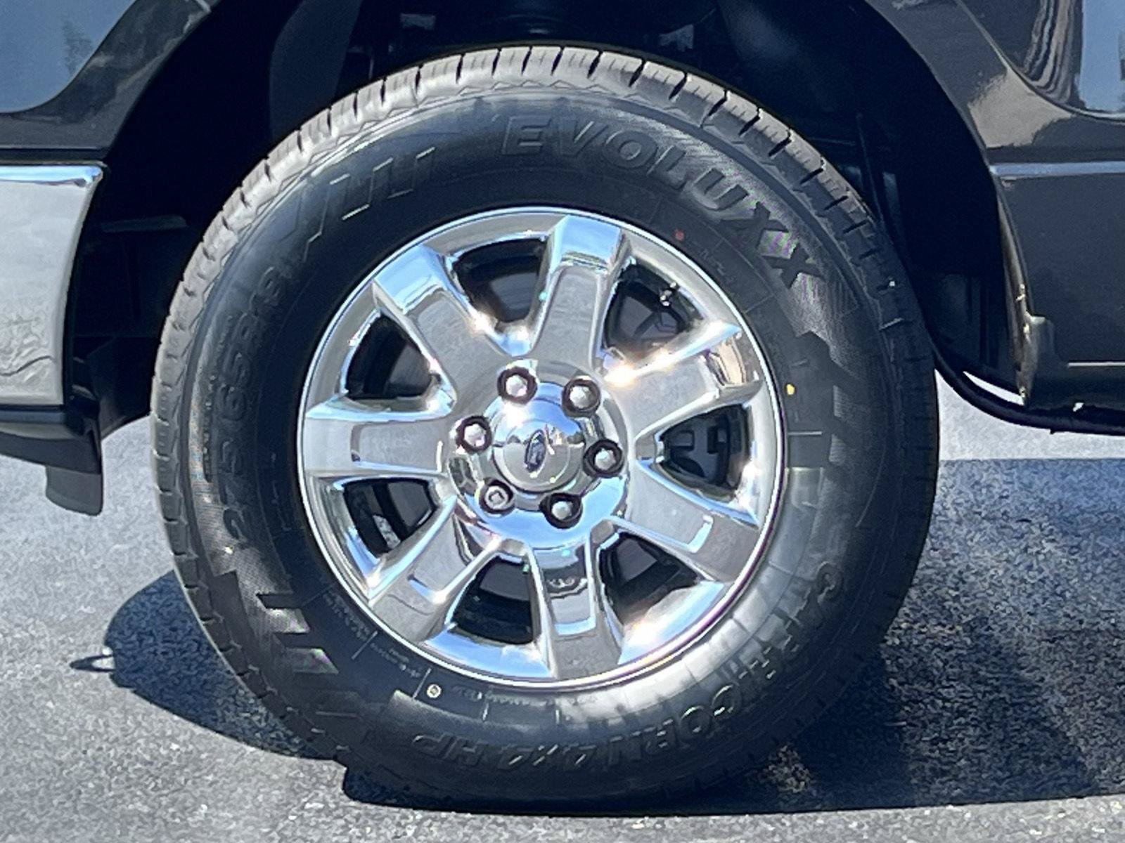 Used 2014 Ford F150 XLT w/ Equipment Group 302A Luxury AWD/4WD image 28