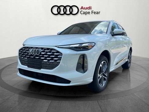 New 2026 Audi Q5 Premium AWD/4WD image 1