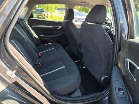 Used 2025 Hyundai Sonata SEL FWD image 18