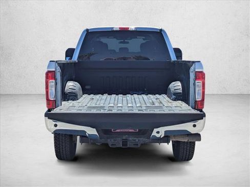 Used 2019 Ford F250 XLT w/ XLT Value Package image 6