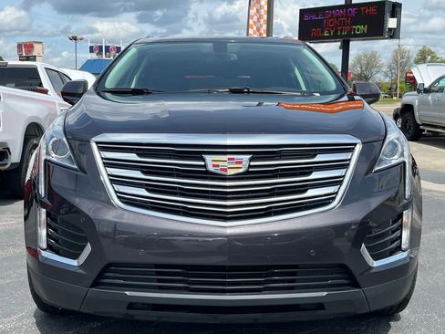 Used 2017 Cadillac XT5 Luxury FWD image 3