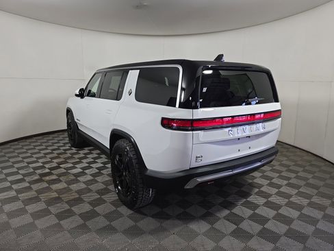 Used 2024 Rivian R1S Adventure AWD/4WD image 3