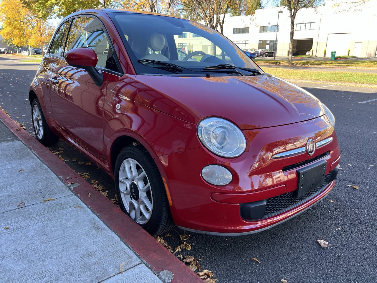 Used 2014 FIAT 500 Pop FWD image 2