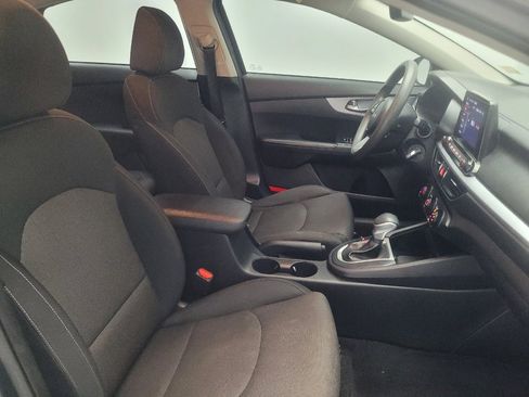 Used 2022 Kia Forte LXS w/ LXS Technology Package FWD image 21