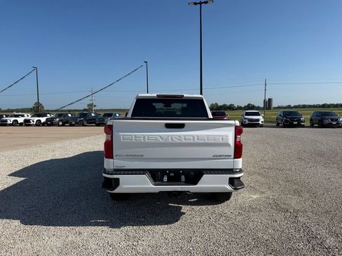 Used 2024 Chevrolet Silverado 1500 Custom AWD/4WD image 4