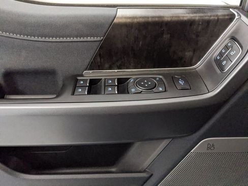 New 2025 Ford F250 Lariat w/ Lariat Ultimate Package image 21