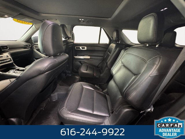 Used 2020 Ford Explorer XLT w/ Equipment Group 202A AWD/4WD image 21