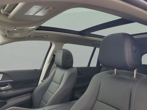 Used 2026 Mercedes-Benz GLS 450 4MATIC image 20