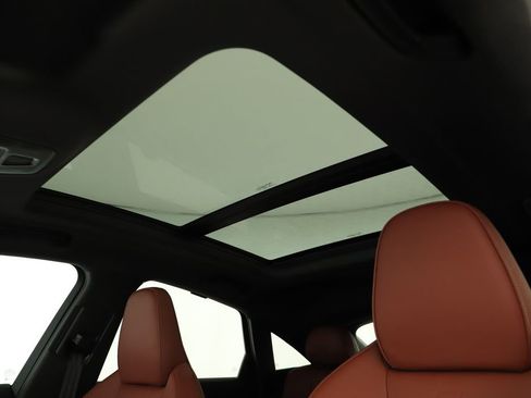 Certified 2025 Audi SQ5 Prestige image 24