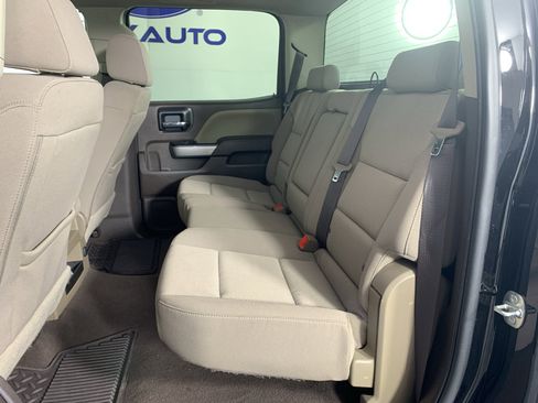 Used 2018 Chevrolet Silverado 1500 LT w/ All Star Edition image 30