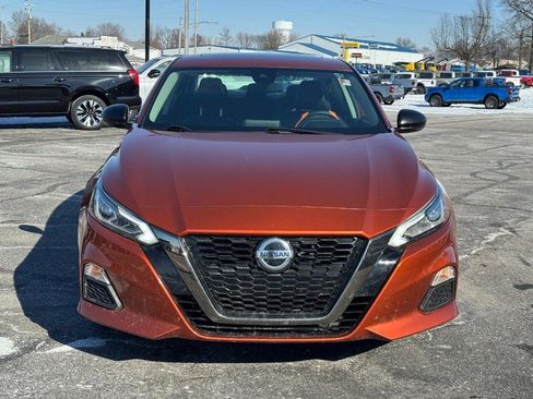 Used 2020 Nissan Altima 2.5 SR w/ Premium Package image 8