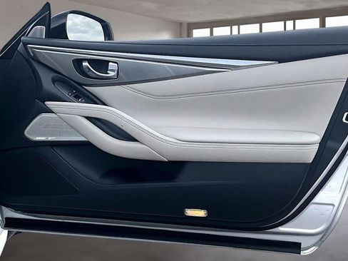 Used 2017 INFINITI Q60 w/ Premium Plus Package 3.0T image 26