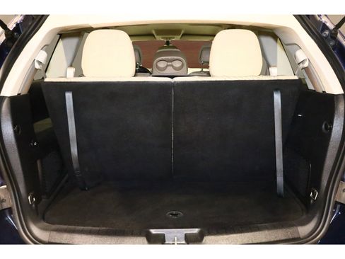 Used 2019 Dodge Journey SE image 18