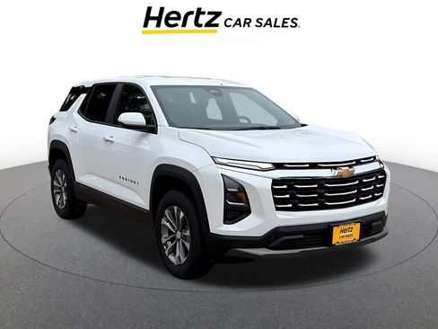 Used 2025 Chevrolet Equinox LT FWD image 1