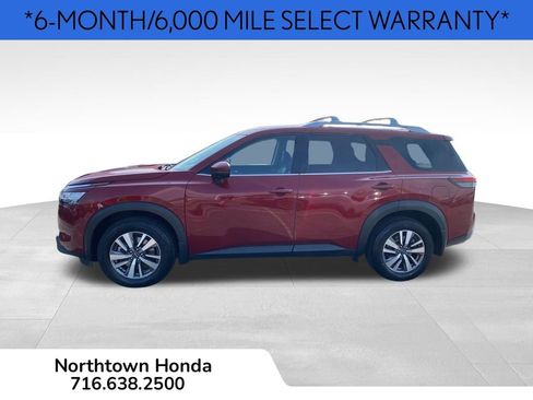 Used 2022 Nissan Pathfinder SL w/ SL Black Package image 6