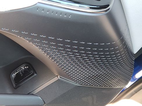 New 2025 Cadillac Lyriq Sport w/ LPO, Floor Liner Package RWD image 21