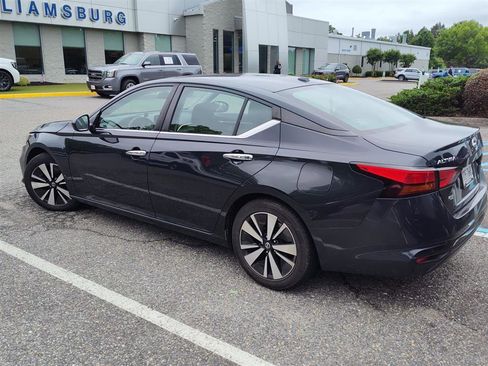 Used 2021 Nissan Altima 2.5 SV FWD image 4
