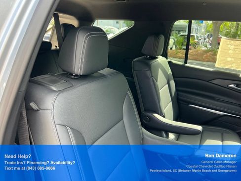 Used 2026 Chevrolet Traverse LT FWD image 24