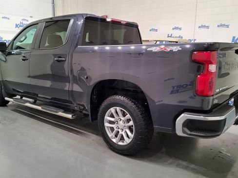 Used 2023 Chevrolet Silverado 1500 LT AWD/4WD image 4