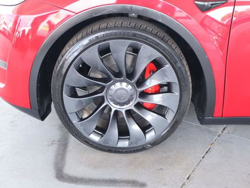 Used 2023 Tesla Model Y Performance AWD/4WD image 12