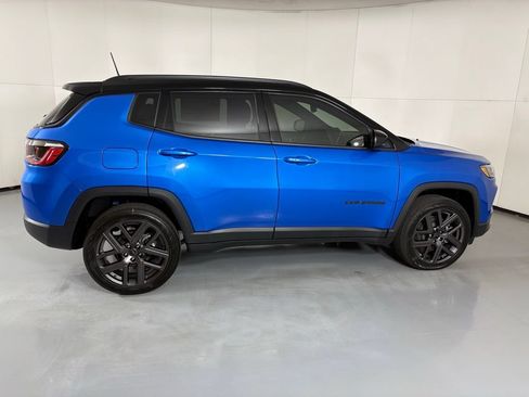 New 2026 Jeep Compass Limited AWD/4WD image 9