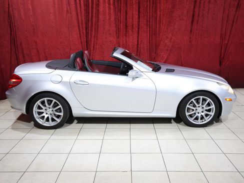 Used 2006 Mercedes-Benz SLK 350 image 10