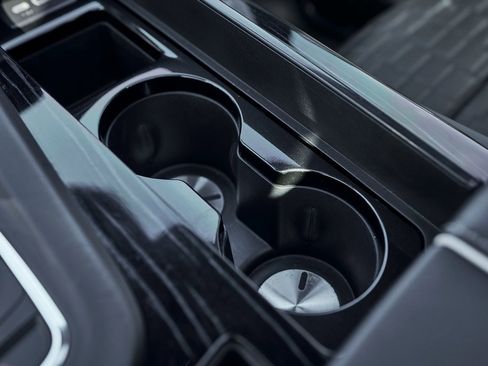 Used 2023 Cadillac Escalade V w/ LPO, ONYX Package image 77