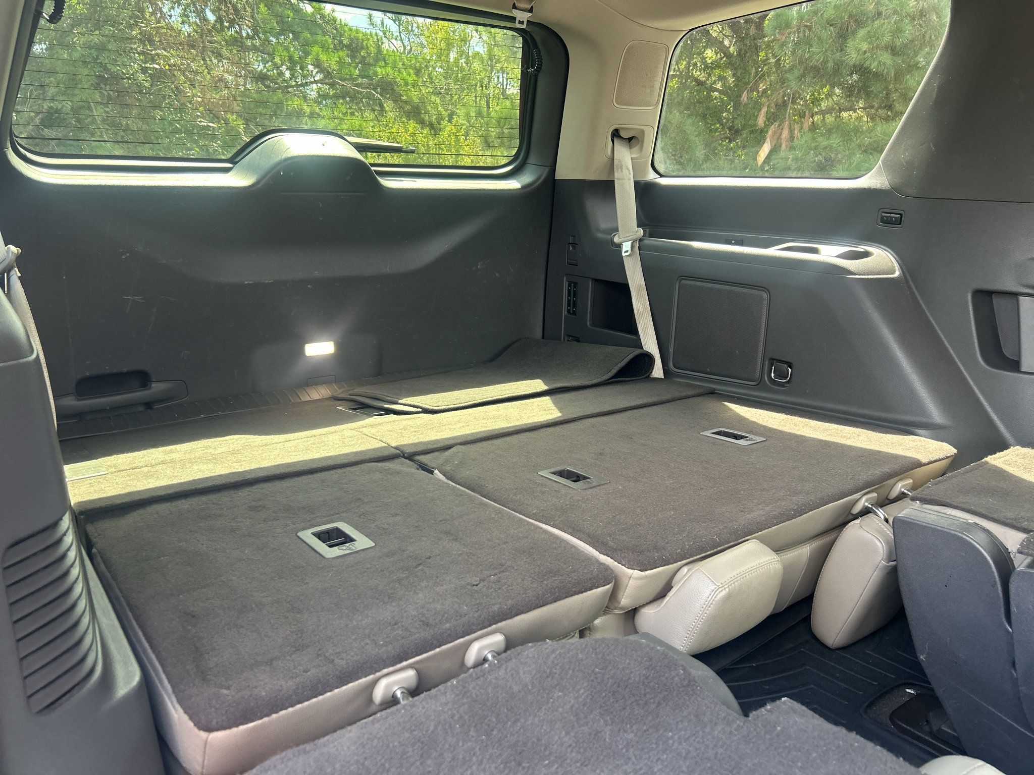 Used 2021 Ford Expedition Limited RWD image 10