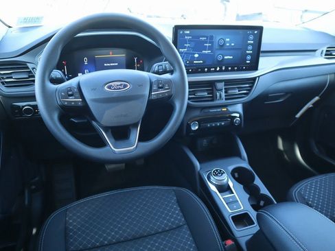 New 2026 Ford Escape Active w/ Tech Pack #1 FWD image 2