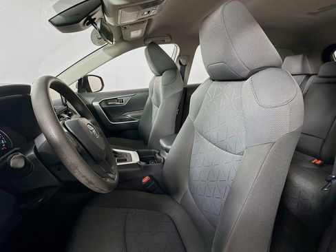 Used 2020 Toyota RAV4 XLE w/ All Weather Liner Package AWD/4WD image 31