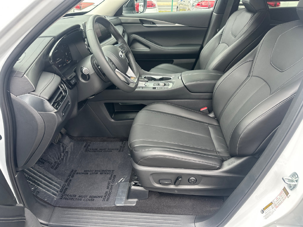 Certified 2026 INFINITI QX60 Pure w/ Cargo Package AWD/4WD image 9