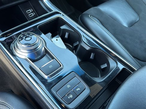 Used 2019 Ford Edge ST w/ Equipment Group 401A AWD/4WD image 30