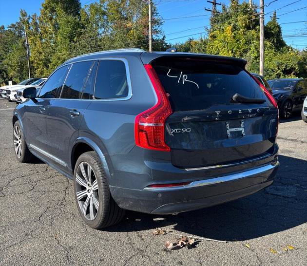 Used 2024 Volvo XC90 B5 Plus w/ Protection Package Premier AWD/4WD image 4