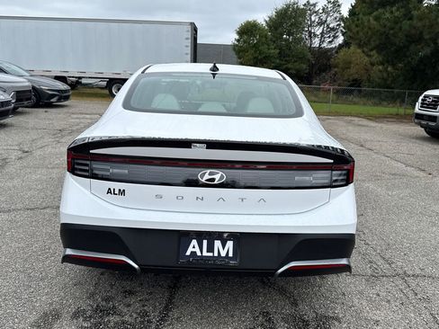New 2026 Hyundai Sonata SE image 4