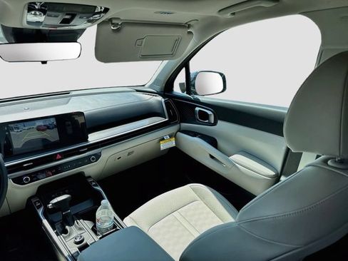 New 2026 Kia Sorento S w/ S Panoramic Sunroof Package FWD image 23