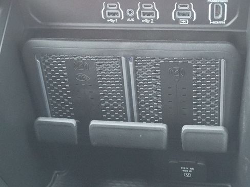 New 2026 RAM 1500 Laramie w/ Night Edition image 24