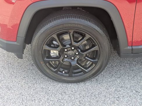 New 2026 Jeep Compass Latitude AWD/4WD image 10