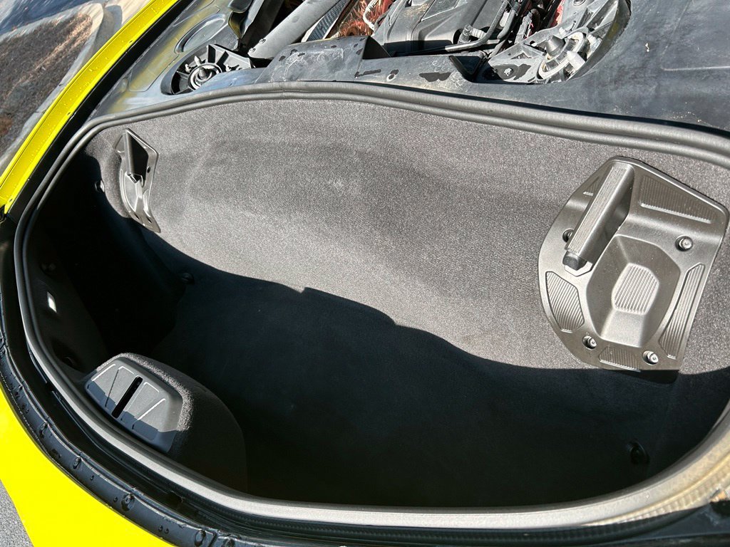 Used 2021 Chevrolet Corvette Stingray Preferred Cpe w/ Battery Protection Package RWD image 51